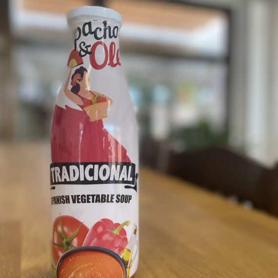 In the photo you can see a bottle of Andalusian gazacho. The bottle has a sleever where you can see a gypsy and a photo with all the gazpacho ingredients