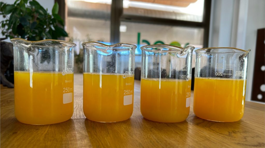 In this photo we can see different types of orange concentrates that Baor Products has developed to solve the current global supply problem.